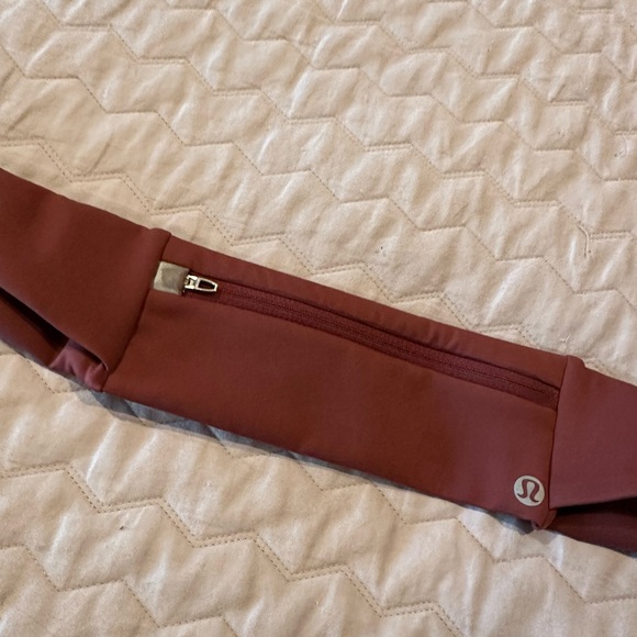 lululemon athletica Other - Lululemon Fast and Free Running Belt